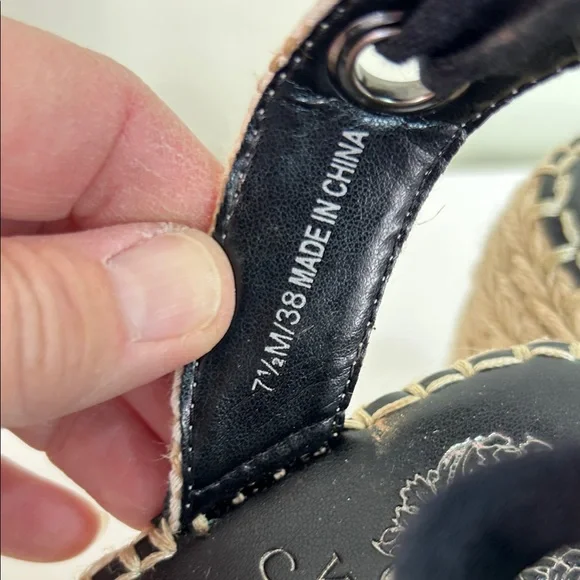 Vince Camuto Mediterranean Black Espadrille Wedges – NWOT - Picture 7 of 11